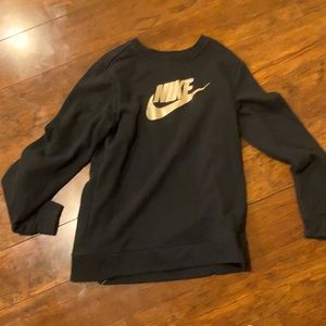 Black Nike sweater size L